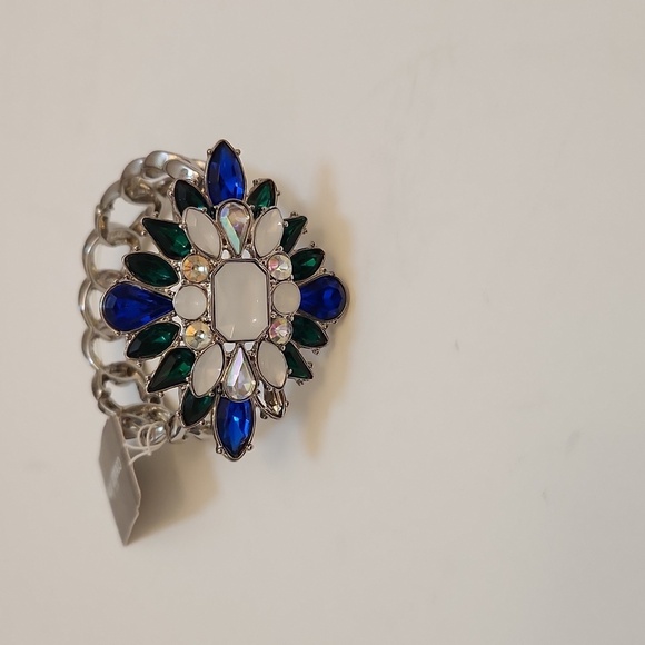 NWT Cookie Lee Silver Metal Flower Bracelet - Picture 3 of 8